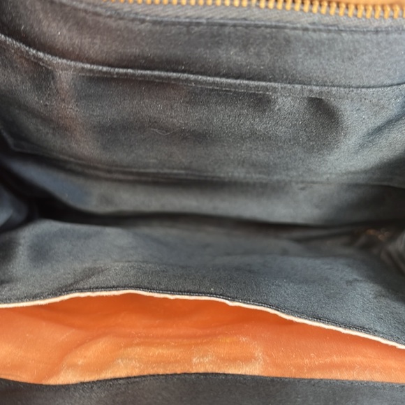 Beautiful, vintage, black suede, perma suede shoulder bag in great condition - Picture 6 of 9